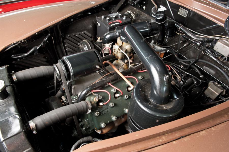  Lincoln Continental Cabriolet 1942 года  (фото 30 из 34)